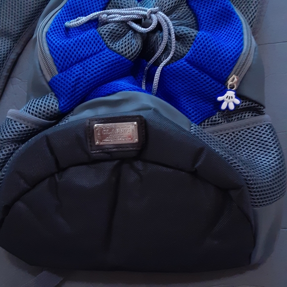 CLASSIC Fashion Collection Drawstring & Zipper Backpack - Picture 3 of 11